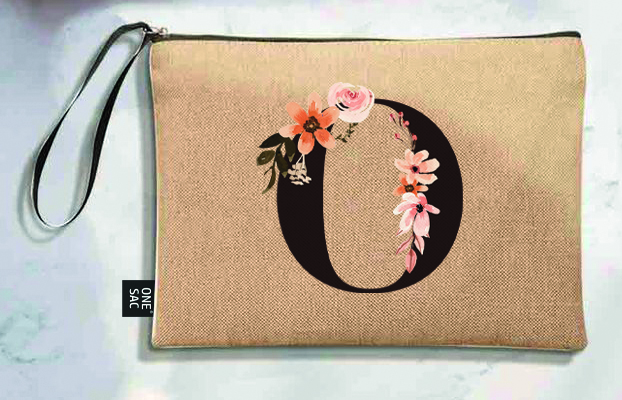 Bolso de mano letra o una pieza (diseño variado) (25×18×1 )